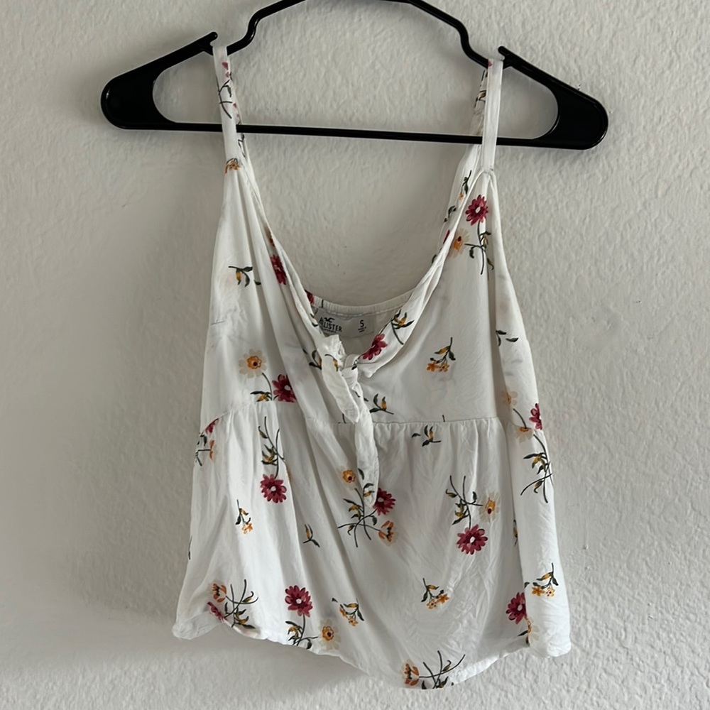Hollister floral tank